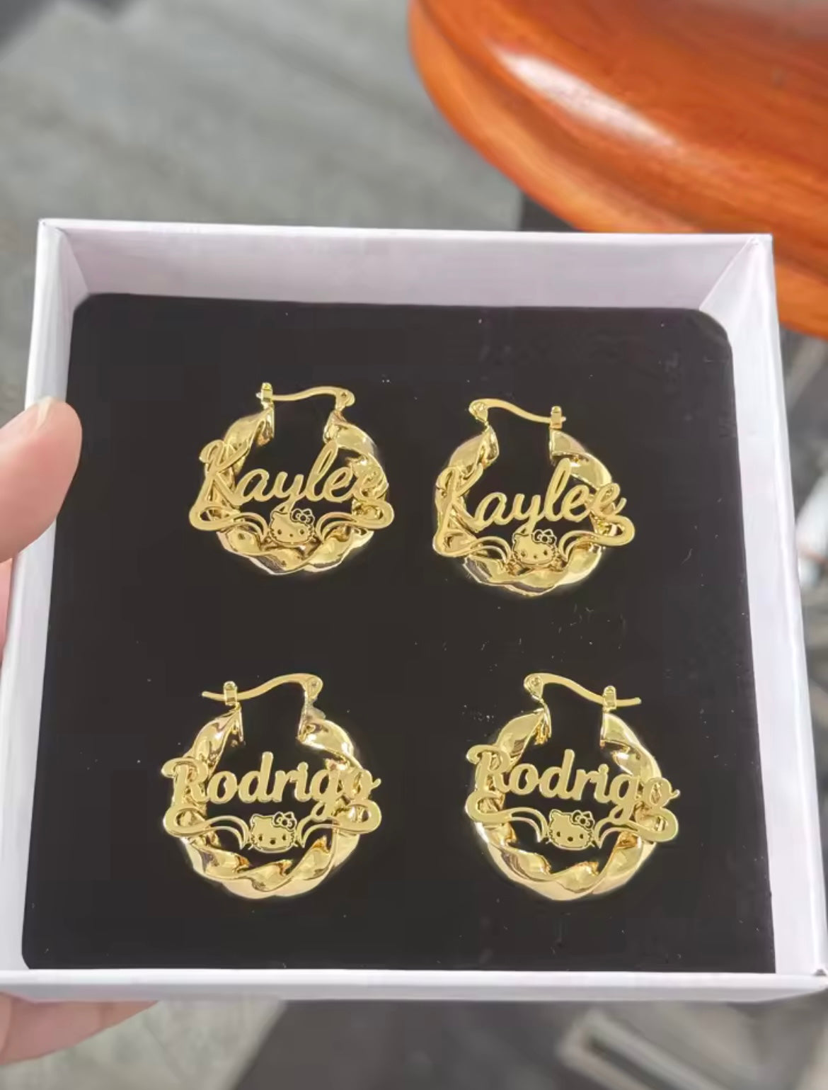 Mini Hello Kitty Hoops